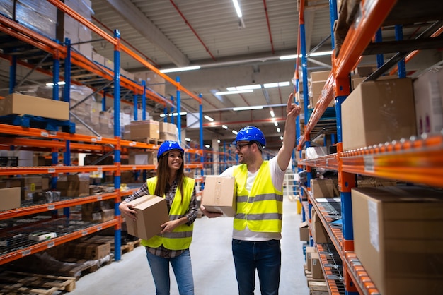 Streamline Warehouse Operations Through Latest Solutions