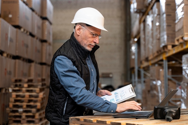 Centralized Inventory Control for Seamless Management 